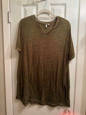 Cato Olive Green V-Neck Tee Size 22/24W Casual Short Sleeve Top